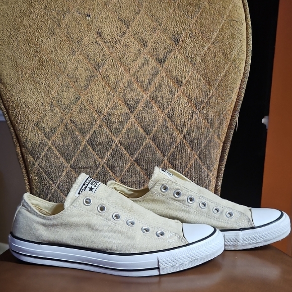 Converse Chuck Taylor All Star Slip On Ox Low Top Sneakers Shoes Tan White - Picture 1 of 6